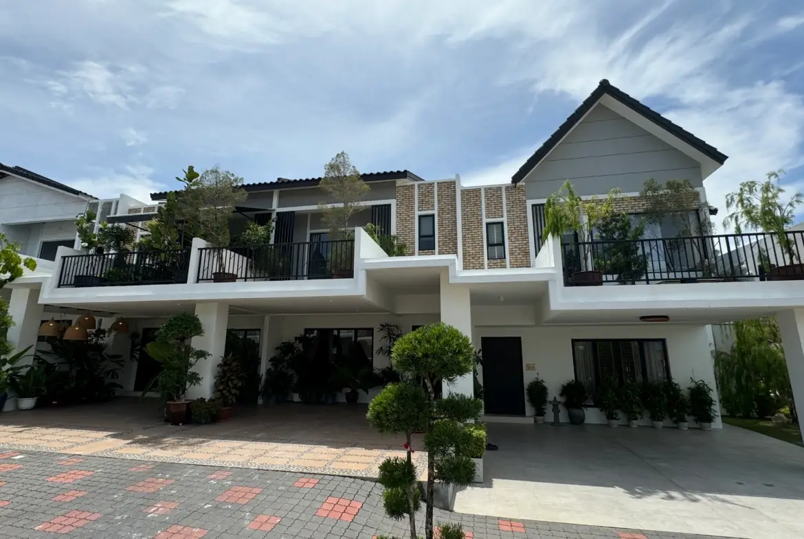 Modern double-storey house at Zentology in Ipoh – spacious, freehold, family-friendly design