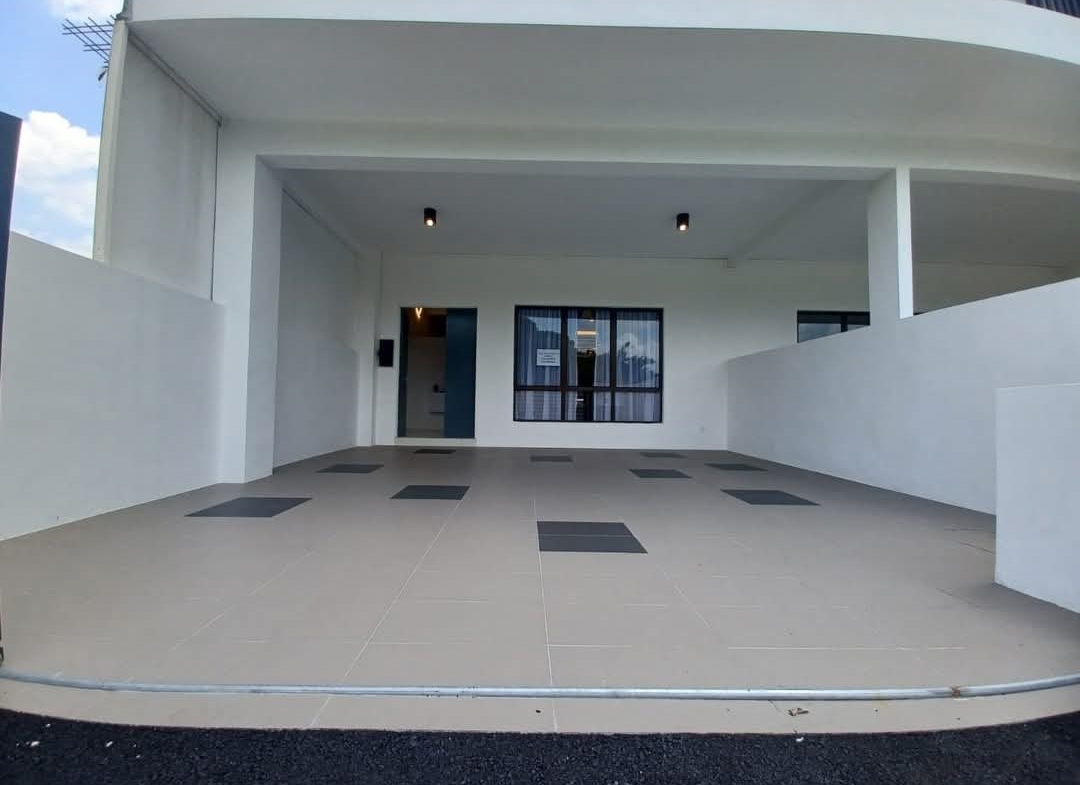Luxury 2-Storey House at Sunland, Jalan Kuala Kangsar – Spacious Built-Up 2,338 to 2,558 sqft, Prime Location in Ipoh