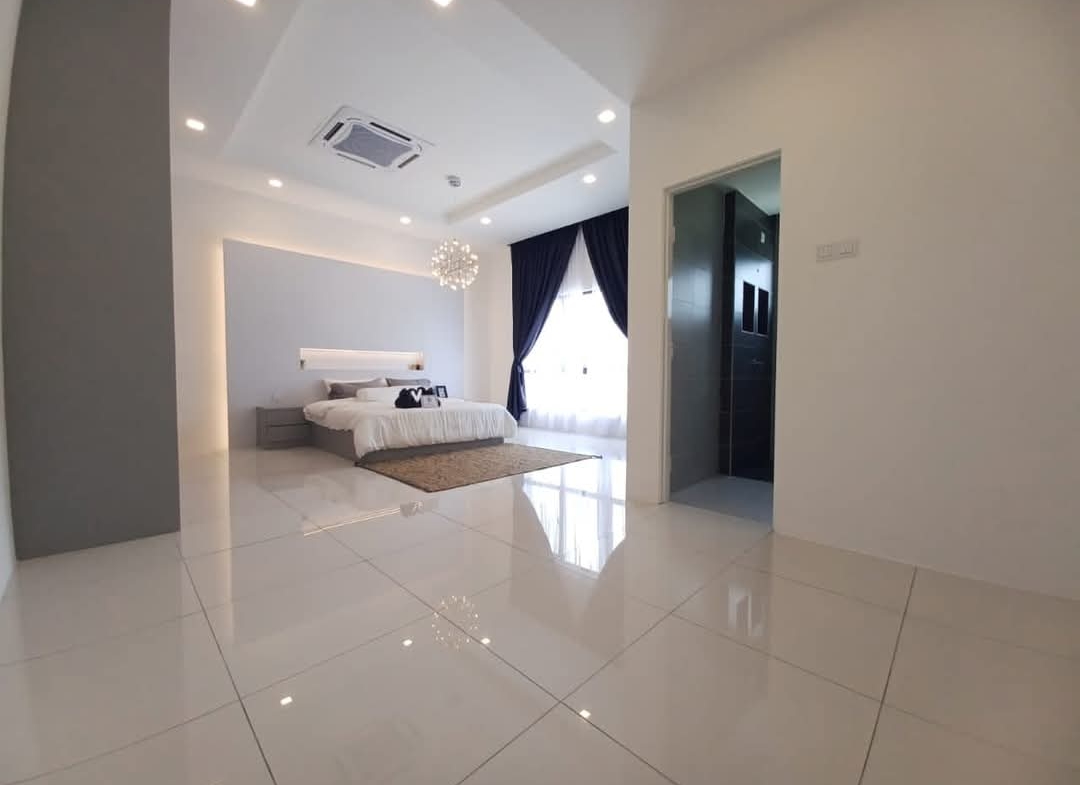 Luxury 2-Storey House at Sunland, Jalan Kuala Kangsar – Spacious Built-Up 2,338 to 2,558 sqft, Prime Location in Ipoh