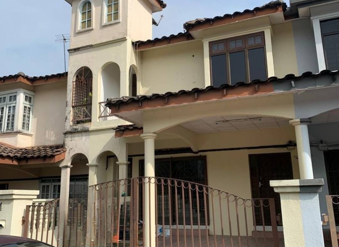 Gunung Rapat Double Storey Room