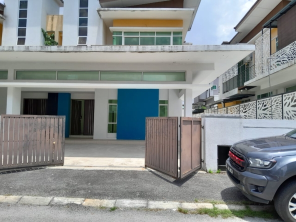Semi D House for Sale in Ipoh Lahat Mines