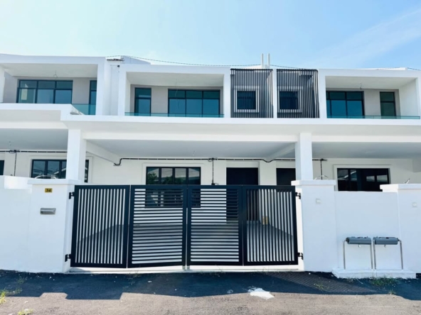 Shatin Double Storey Botani
