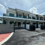 teak-luxor-lang-valley-double-storey-terrace-ipoh-front-view